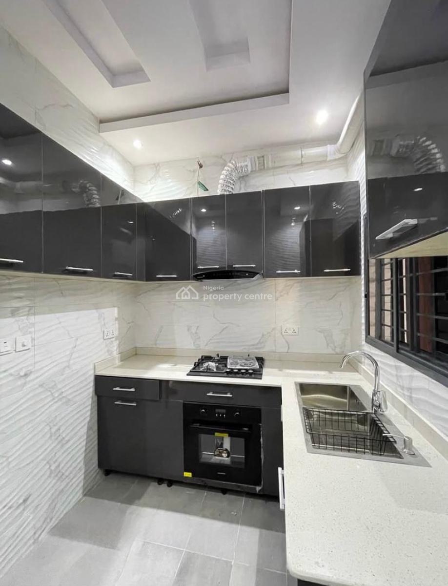 Luxury & Spacious 2-bedroom Serviced Apartment, Lekki Phase 1, Lekki, Lagos, Flat / Apartment for Rent