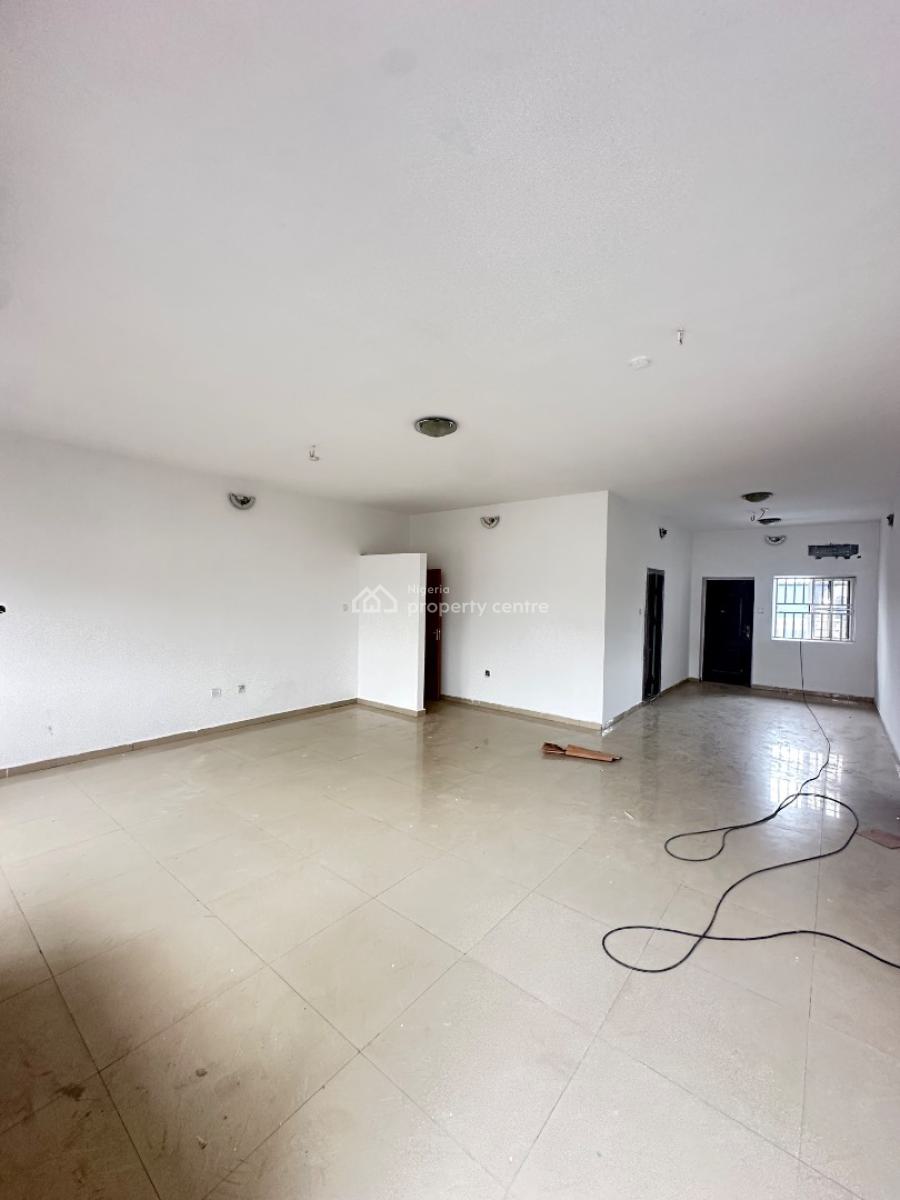 Spacious 3 Bedroom Flat, Ogombo, Ajah, Lagos, Flat / Apartment for Rent