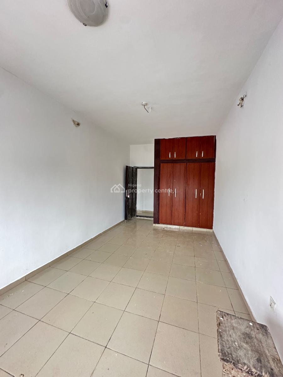 Spacious 3 Bedroom Flat, Ogombo, Ajah, Lagos, Flat / Apartment for Rent