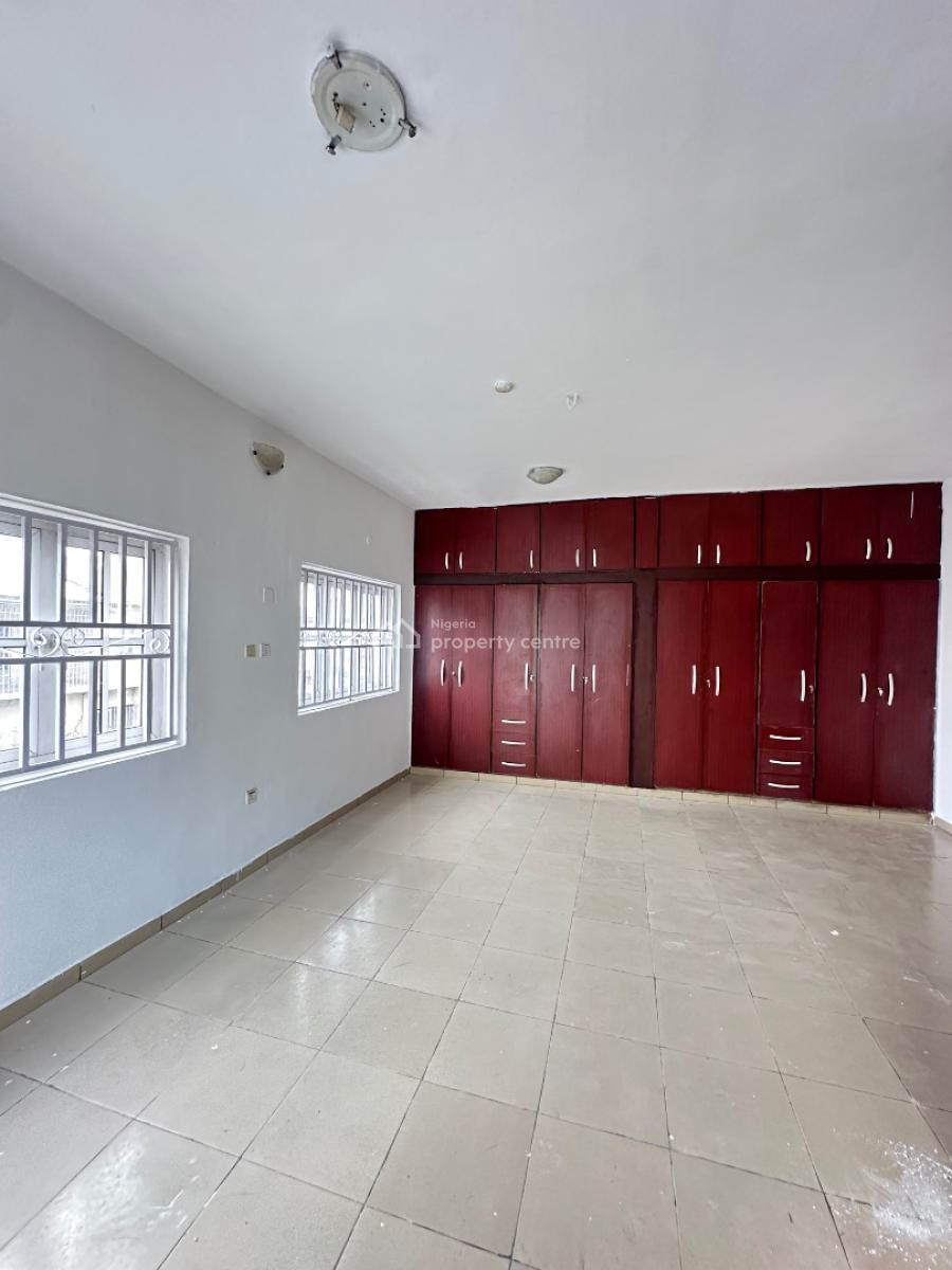 Spacious 3 Bedroom Flat, Ogombo, Ajah, Lagos, Flat / Apartment for Rent