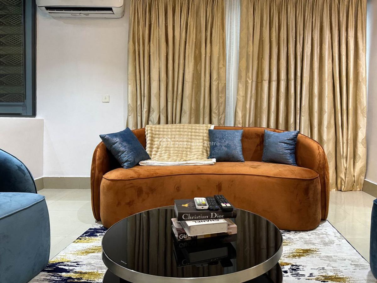 1 Bedroom Apartment, Off Admiralty Way Lekki Phase 1 Lekki Lagos, Lekki Phase 1, Lekki, Lagos, Mini Flat (room and Parlour) Short Let