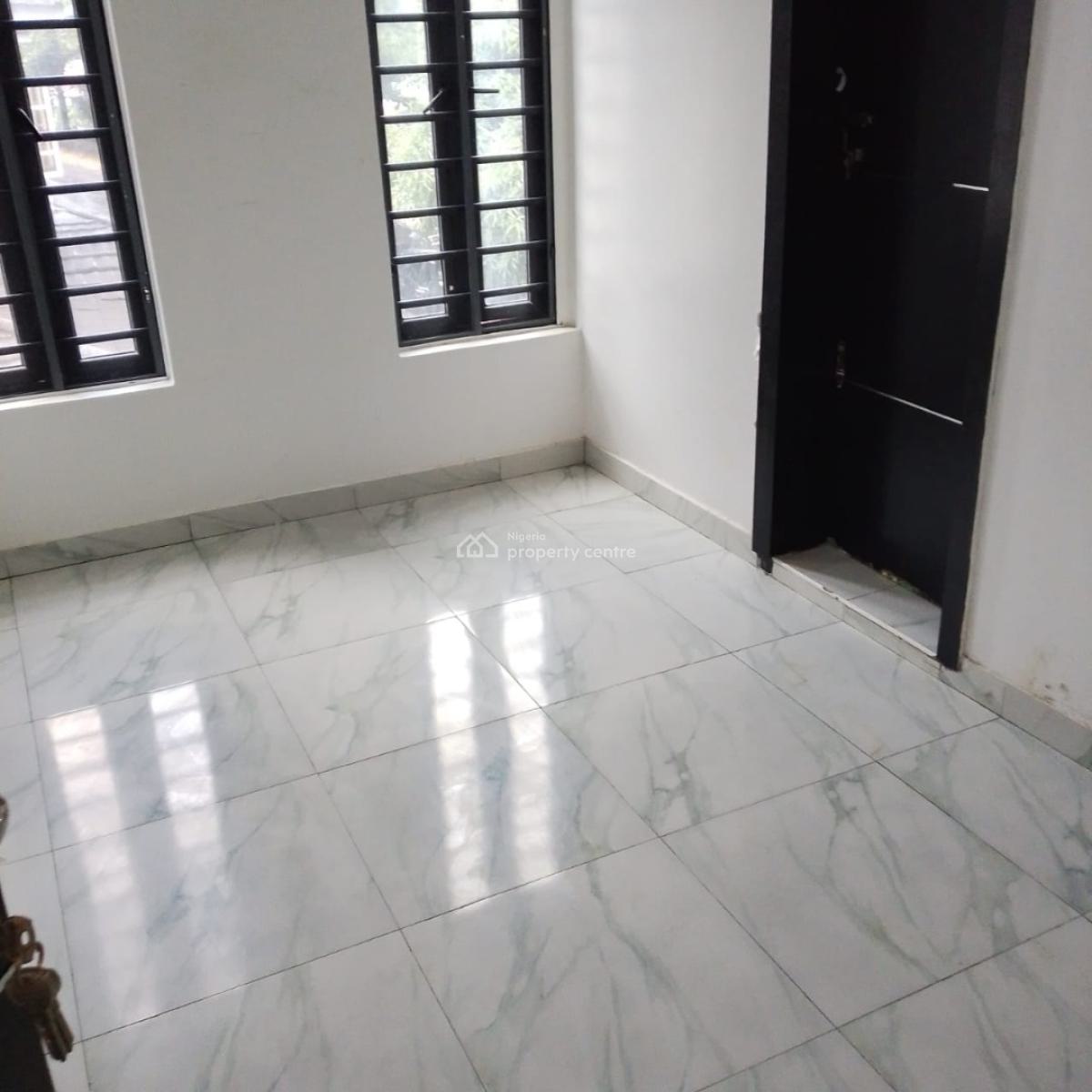 Serviced 2bedroom Flat Upstairs, Ologolo, Lekki, Lagos, Flat / Apartment for Rent