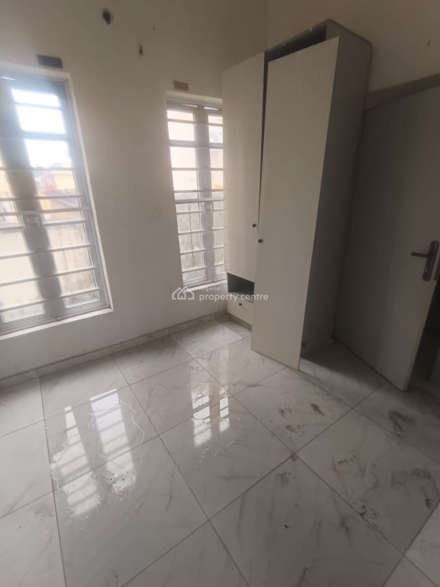 Well Maintained Fully Serviced Spacious 4 Bedroom Terrace, Ikota Villa Lekki Lagos, Ikota, Lekki, Lagos, Terraced Duplex for Rent