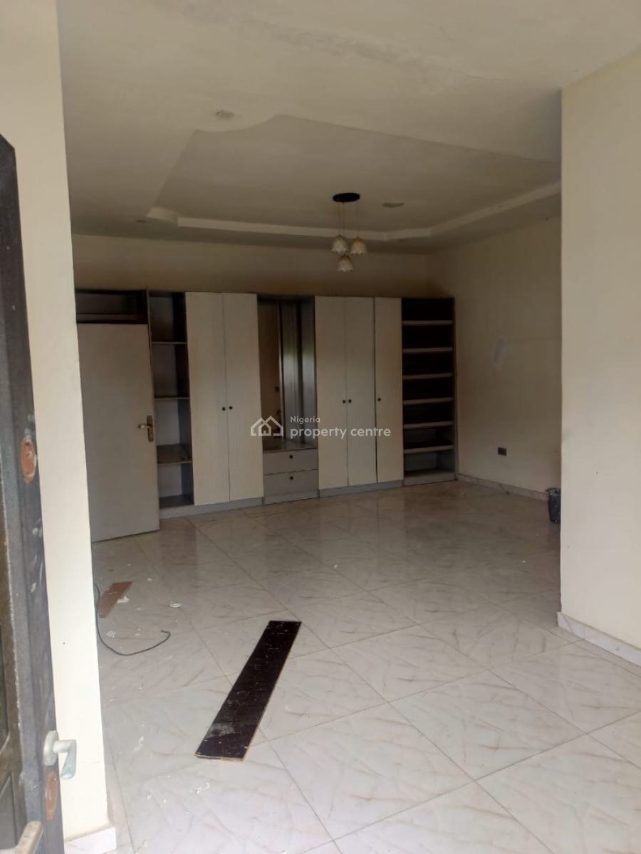 Well Maintained Fully Serviced Spacious 4 Bedroom Terrace, Ikota Villa Lekki Lagos, Ikota, Lekki, Lagos, Terraced Duplex for Rent