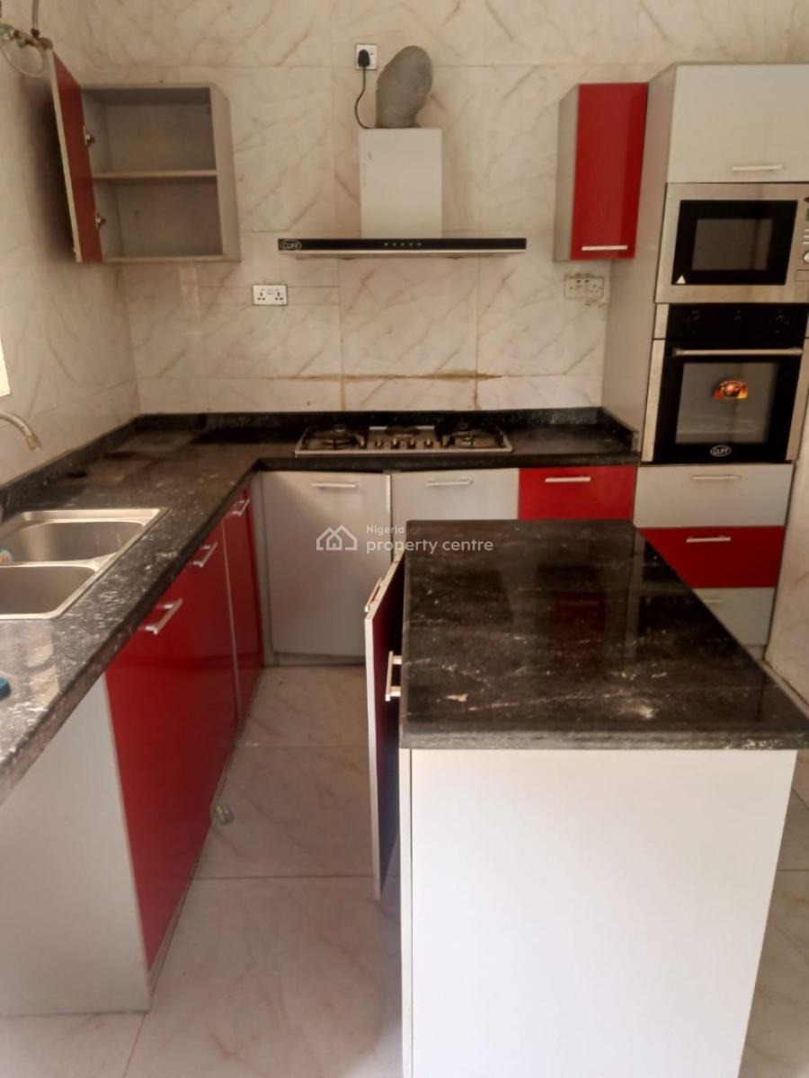 Well Maintained Fully Serviced Spacious 4 Bedroom Terrace, Ikota Villa Lekki Lagos, Ikota, Lekki, Lagos, Terraced Duplex for Rent
