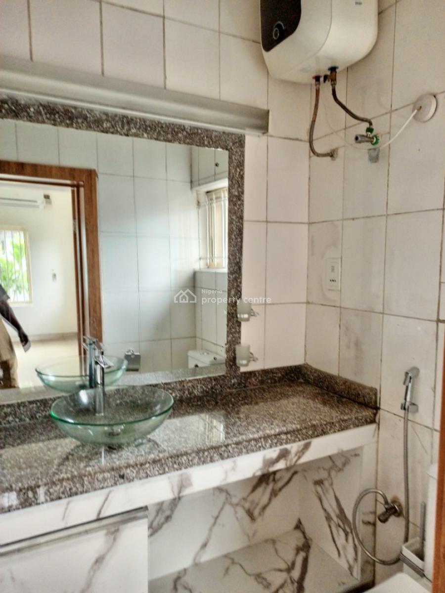 a Fully Serviced and Executive 3 Bedroom Flat with Pool Gym and Bq, Shonibare Estate, Ikeja Gra, Ikeja, Lagos, Flat / Apartment for Rent