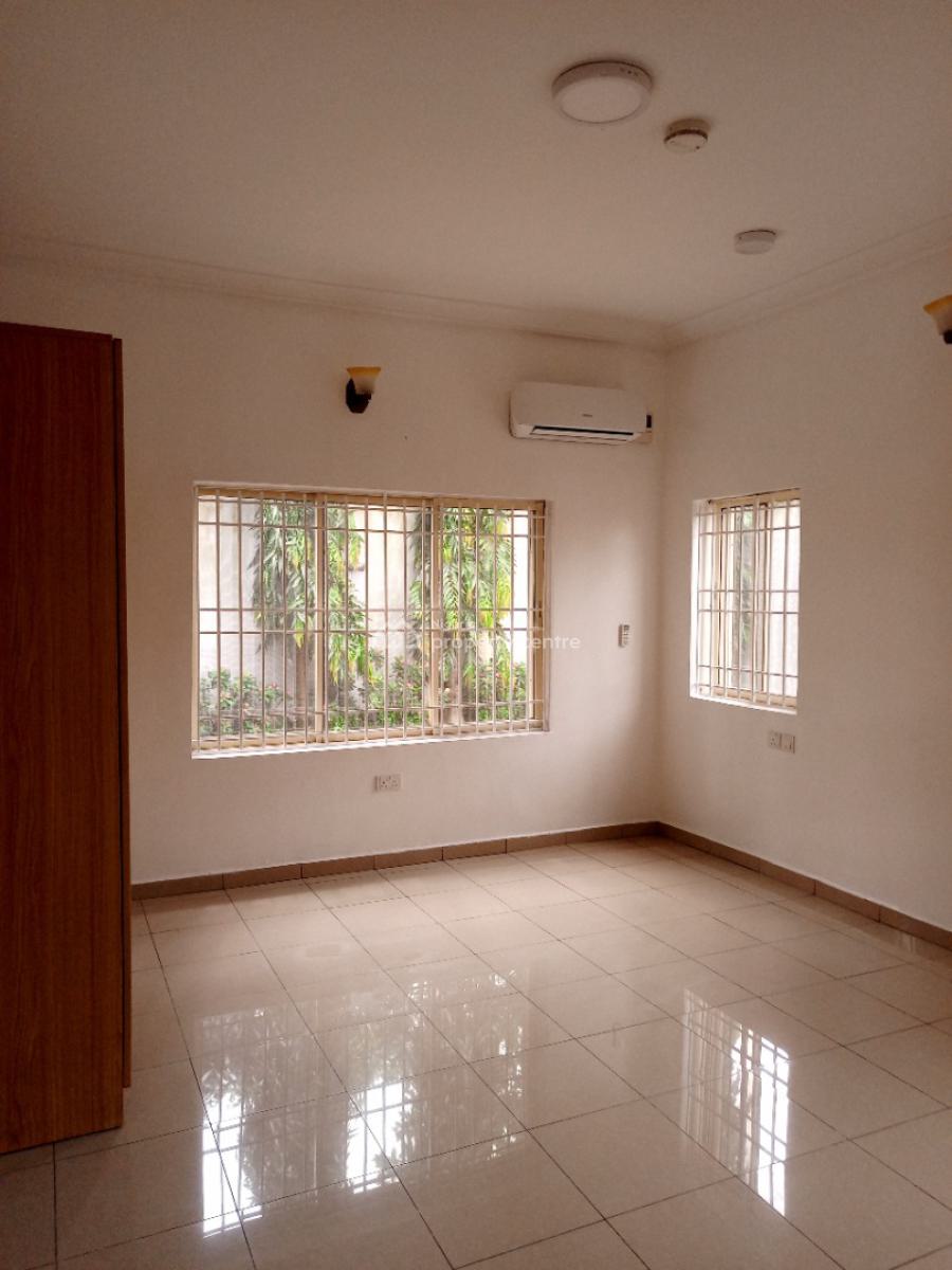 a Fully Serviced and Executive 3 Bedroom Flat with Pool Gym and Bq, Shonibare Estate, Ikeja Gra, Ikeja, Lagos, Flat / Apartment for Rent