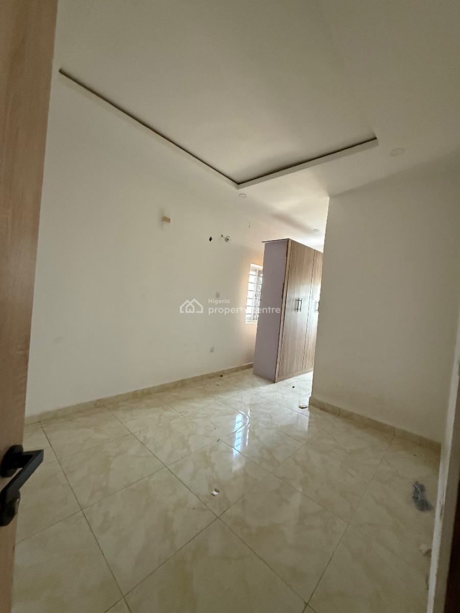 Beautiful 3 Bedroom Flat (1st Floor), Jahi Gilmore, Jahi, Abuja, Flat / Apartment for Rent