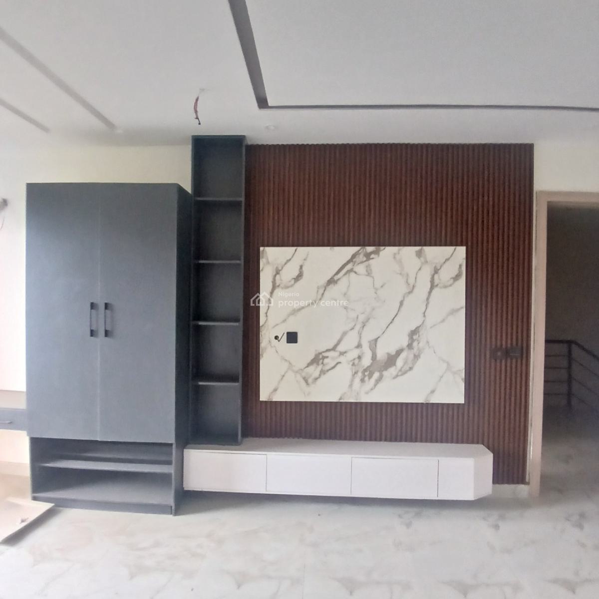 Aesthetically Pleasing 3-bedroom Maisonette, Ikoyi, Lagos, Flat / Apartment for Sale