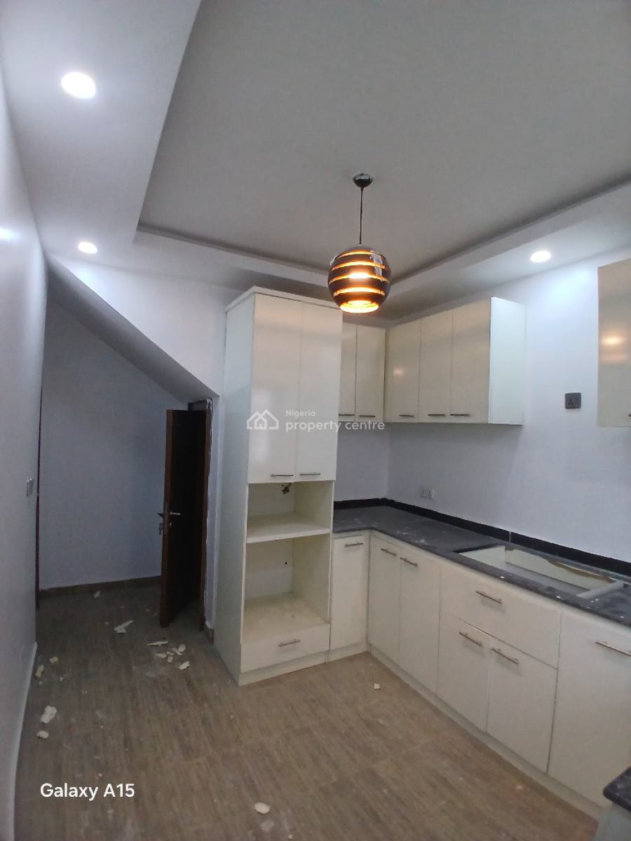 Tastefully Built 3 Bedrooms Terrace Duplex with Bq, Jahi, Abuja, Terraced Duplex for Rent