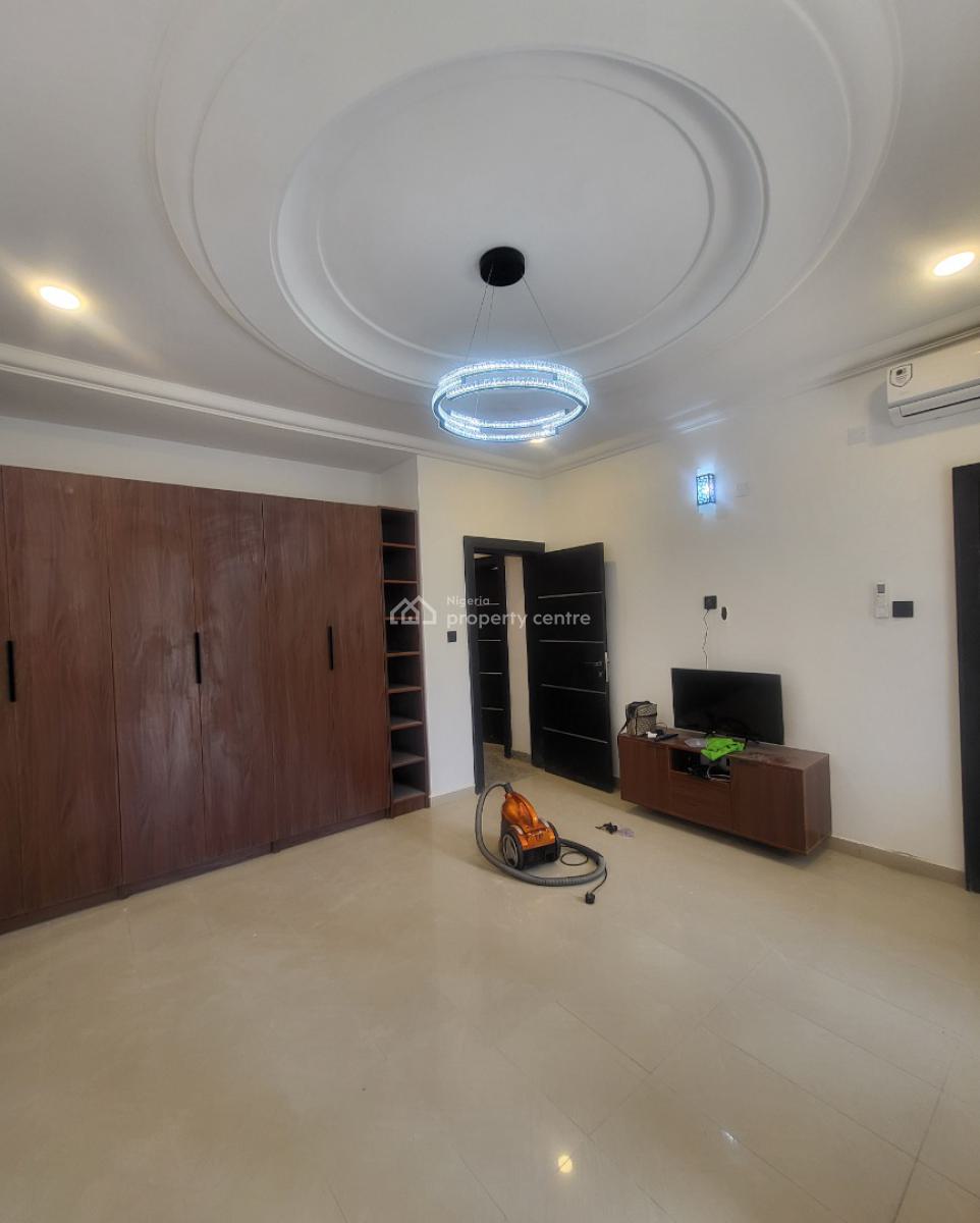 Luxurious Massive 3bedroom Terrace Duplex with Bq, By Minting and Printing, Area 2, Garki, Abuja, Terraced Duplex for Rent