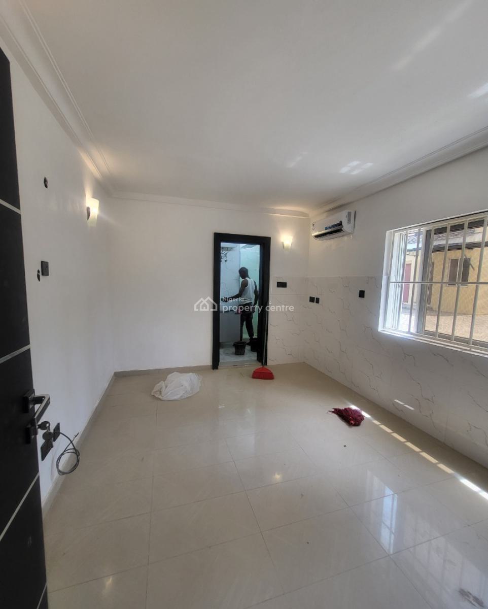 Luxurious Massive 3bedroom Terrace Duplex with Bq, By Minting and Printing, Area 2, Garki, Abuja, Terraced Duplex for Rent