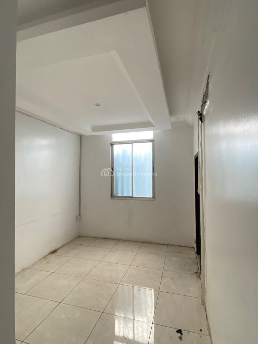 Prime 3 Bedroom Ground Floor Commercial Use, Victoria Island , in a Prime Location, Victoria Island (vi), Lagos, Commercial Property for Rent