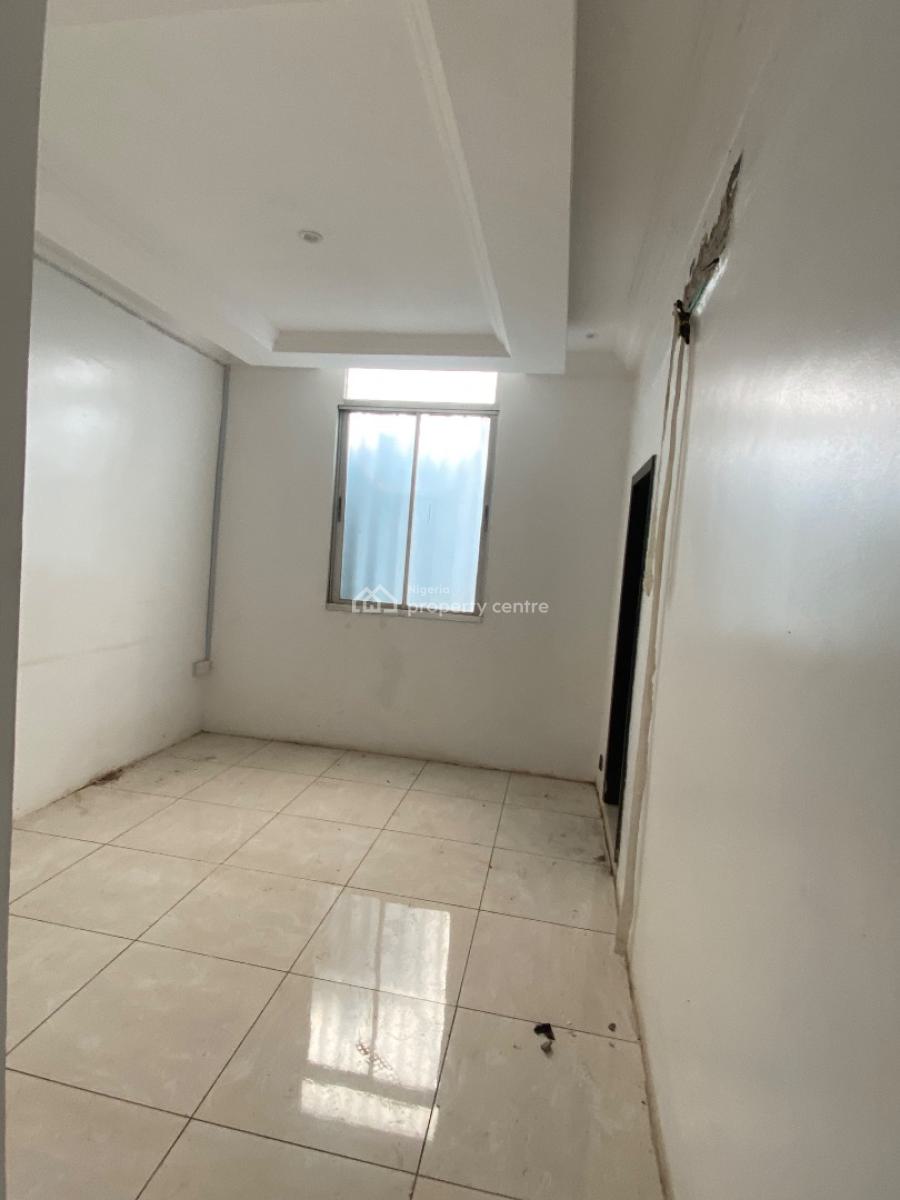 Prime 3 Bedroom Ground Floor Commercial Use, Victoria Island , in a Prime Location, Victoria Island (vi), Lagos, Commercial Property for Rent