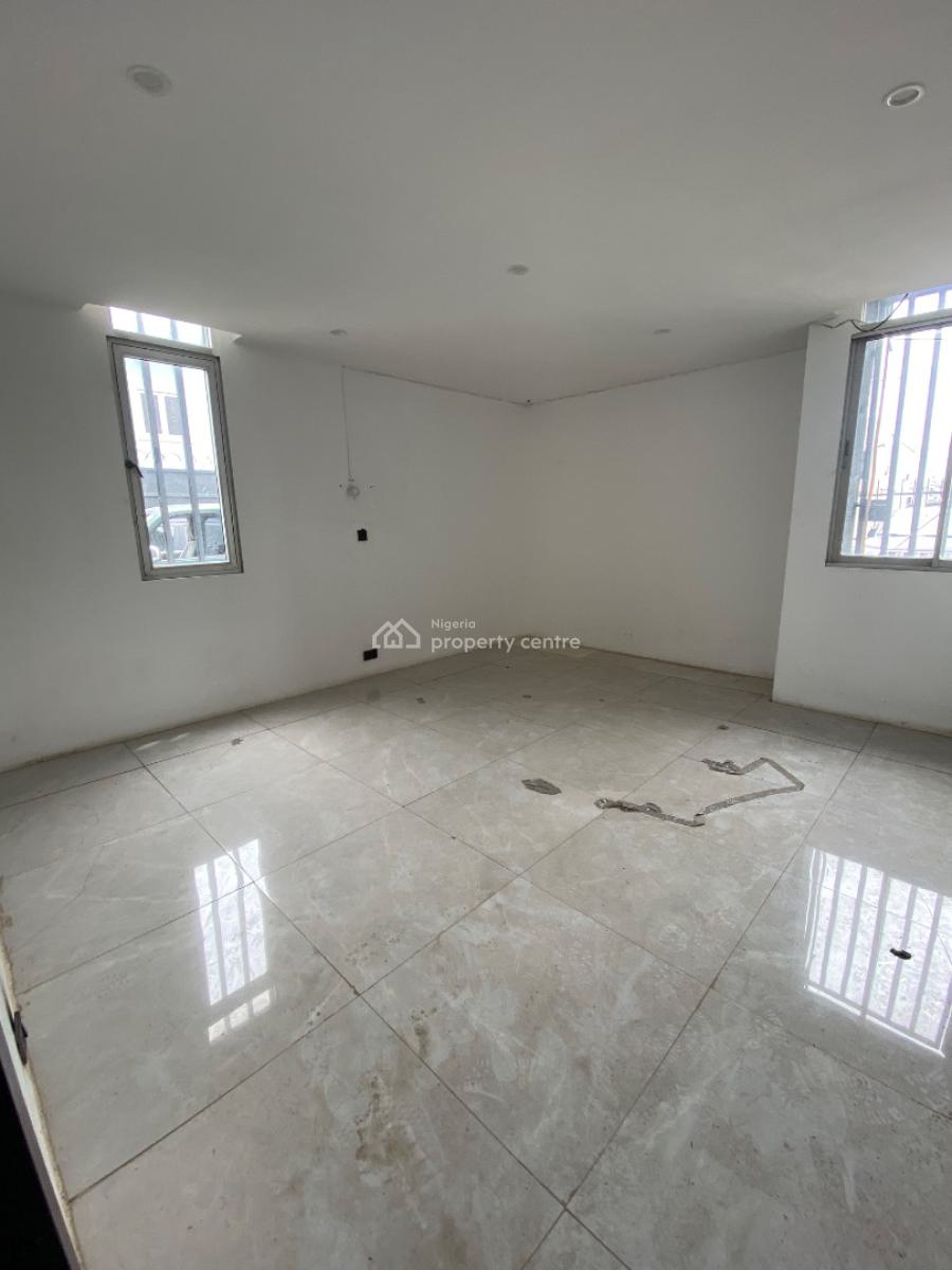 Prime 3 Bedroom Ground Floor Commercial Use, Victoria Island , in a Prime Location, Victoria Island (vi), Lagos, Commercial Property for Rent