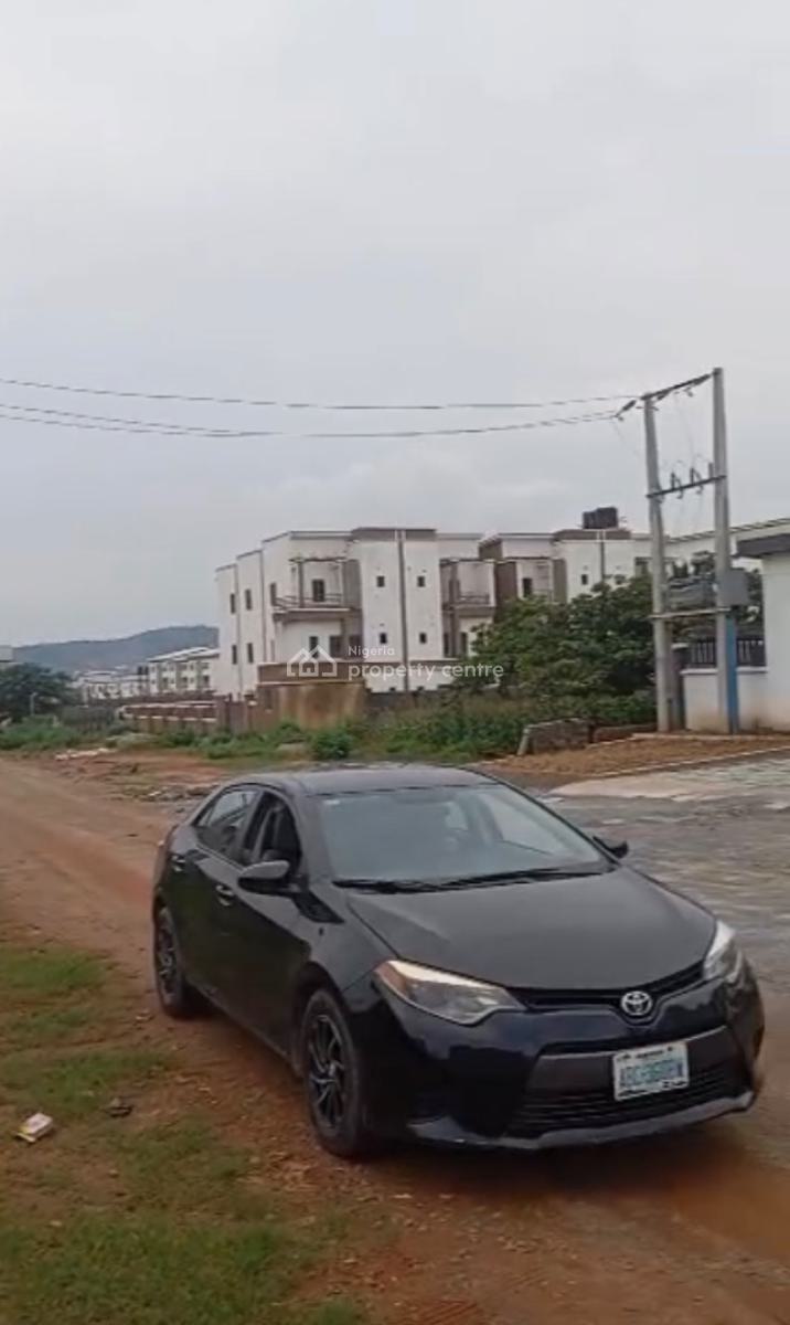 1,800sqm, Residential, C of O, Around Aduvie School, Jahi, Abuja, Residential Land for Sale
