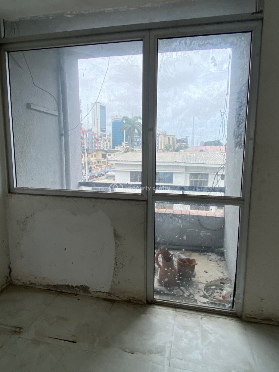Prime 2bedroom Top Floor Commercial Use, Victoria Island , Commercial Area, Victoria Island (vi), Lagos, Commercial Property for Rent