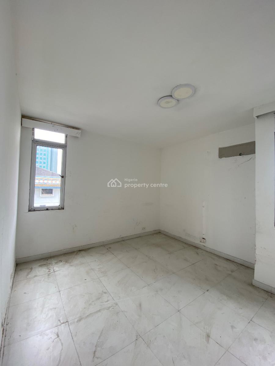Prime 2bedroom Top Floor Commercial Use, Victoria Island , Commercial Area, Victoria Island (vi), Lagos, Commercial Property for Rent