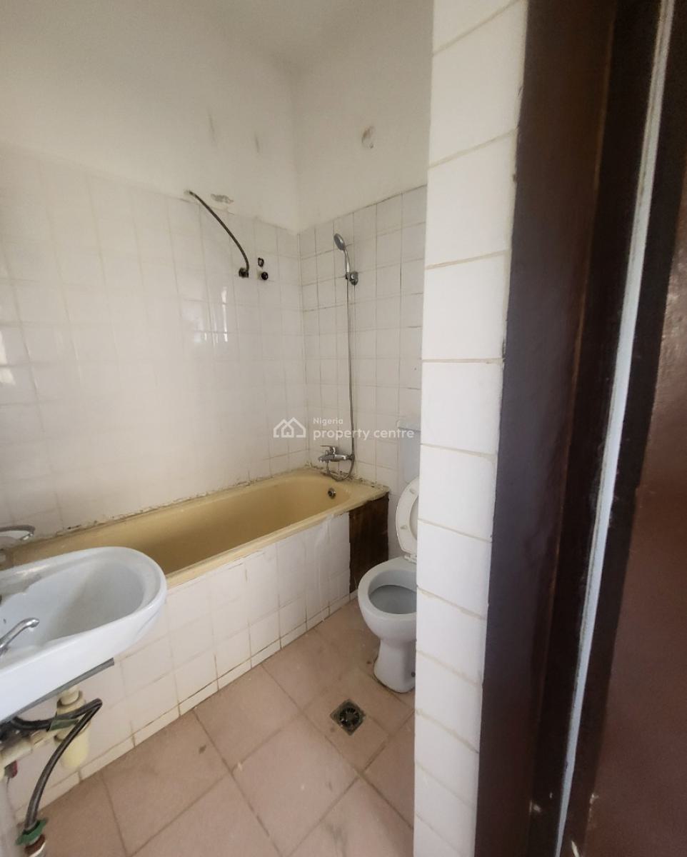Luxurious Massive 3bedroom Flat, By Printing and Minting, Garki, Abuja, Flat / Apartment for Rent
