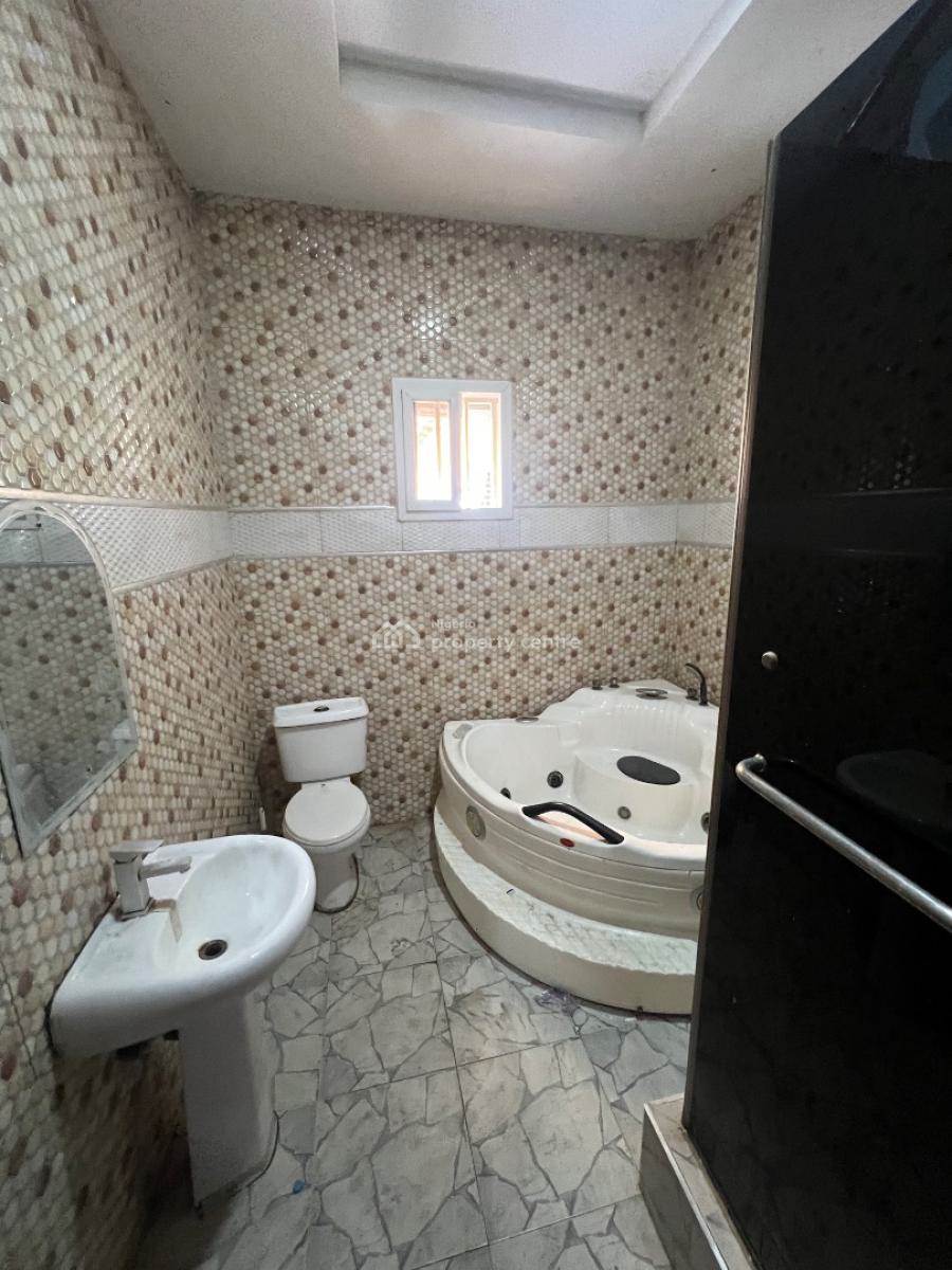 3-bedroom Terrace Duplex in a Flood-free and Easy-access Street, Lekki Phase 1, Lekki, Lagos, Flat / Apartment for Rent