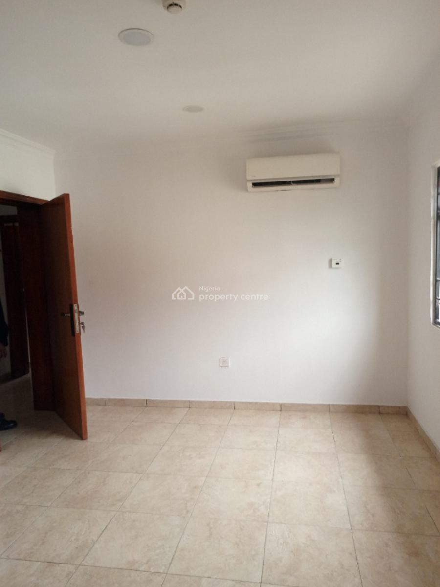 Fully Serviced 3 Bedroom Flat on Third Floor No Lift with Pool and Gym, Ikeja Gra, Ikeja, Lagos, Flat / Apartment for Rent