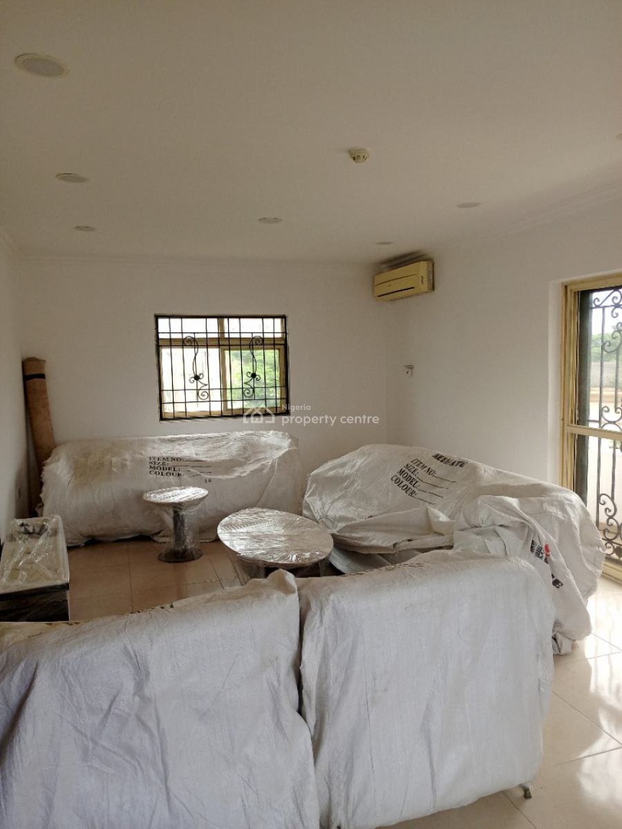 Fully Serviced 3 Bedroom Flat on Third Floor No Lift with Pool and Gym, Ikeja Gra, Ikeja, Lagos, Flat / Apartment for Rent