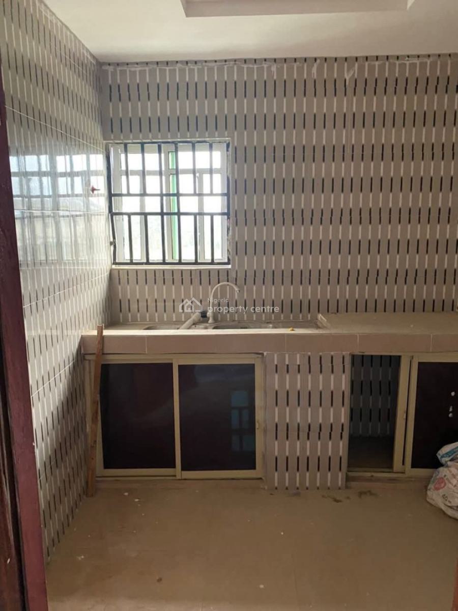 Beautiful 2 Bedroom Flat, Mowe Town, Ogun, Flat / Apartment for Rent