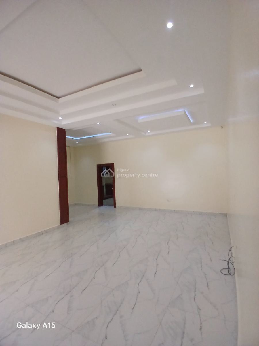 Well Fintastefully Built 3 Bedrooms Terrace Duplex with a Bq and Acs., Gilmor Area, Jahi, Abuja, Terraced Duplex for Rent