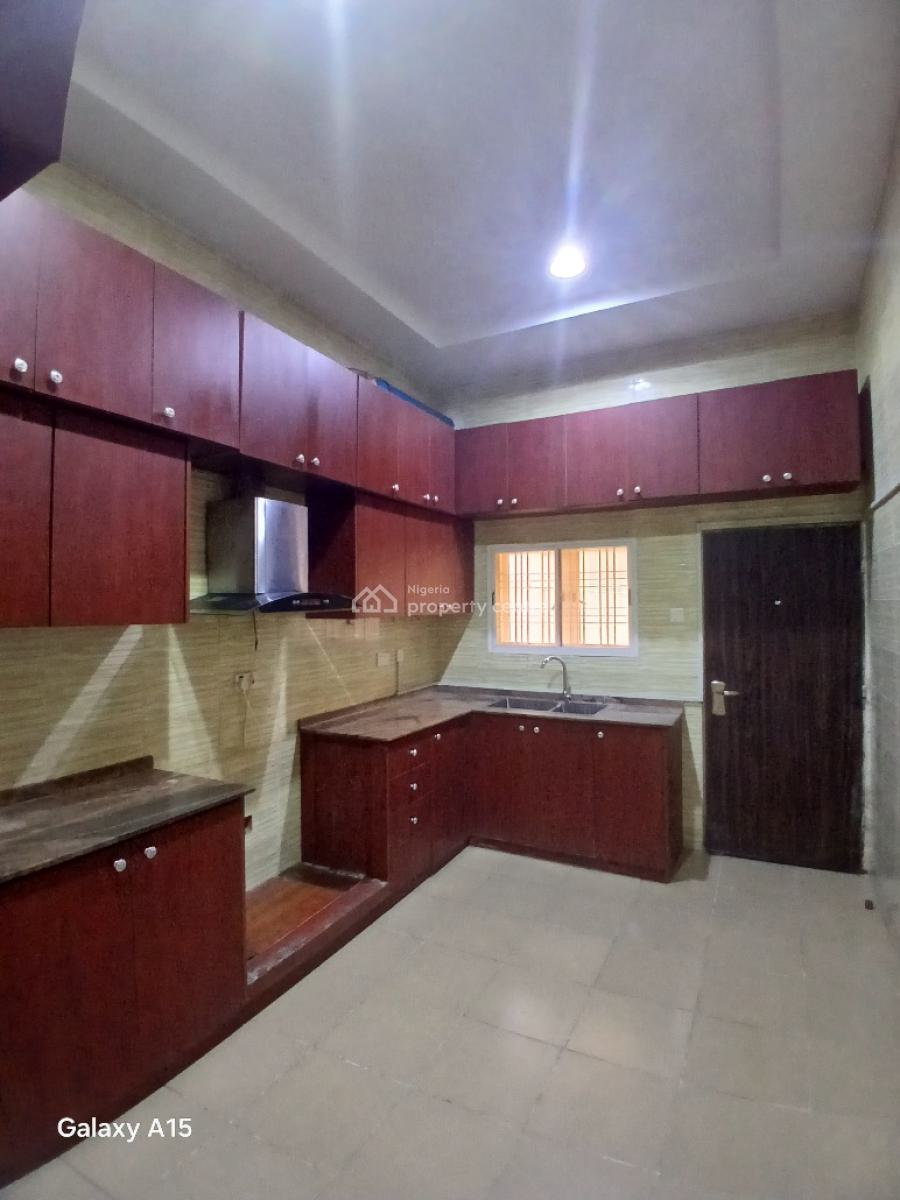Well Fintastefully Built 3 Bedrooms Terrace Duplex with a Bq and Acs., Gilmor Area, Jahi, Abuja, Terraced Duplex for Rent