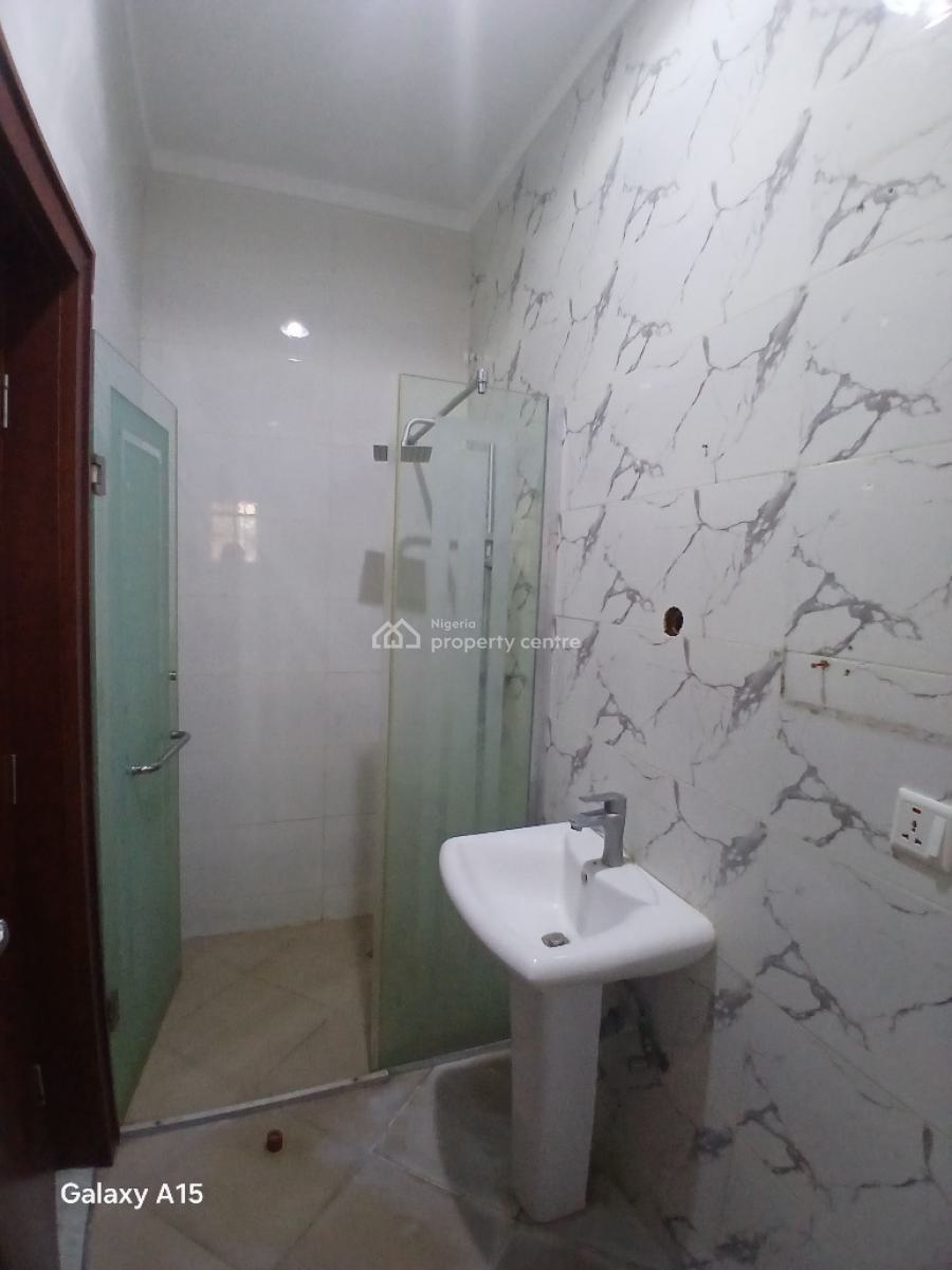 Well Fintastefully Built 3 Bedrooms Terrace Duplex with a Bq and Acs., Gilmor Area, Jahi, Abuja, Terraced Duplex for Rent