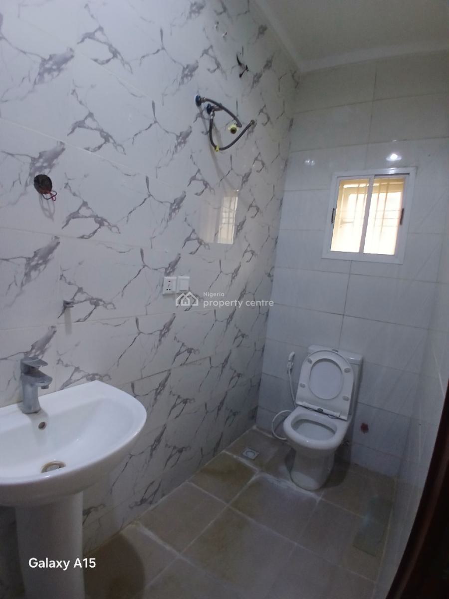 Well Fintastefully Built 3 Bedrooms Terrace Duplex with a Bq and Acs., Gilmor Area, Jahi, Abuja, Terraced Duplex for Rent
