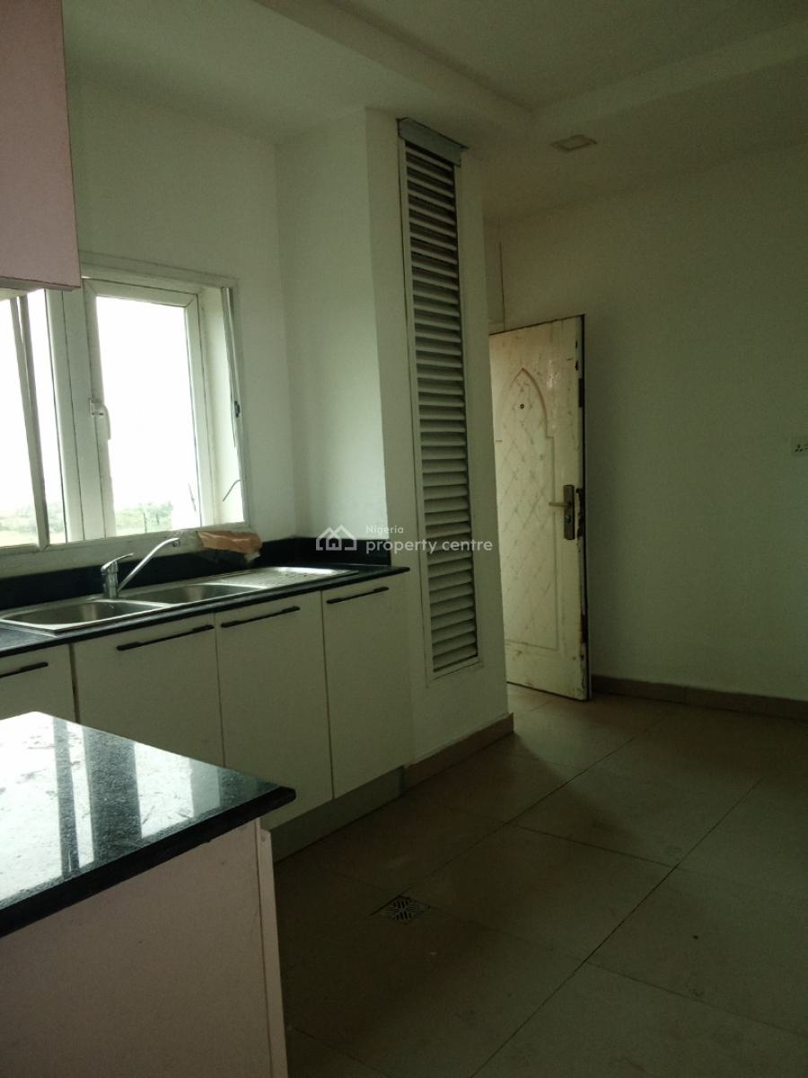 Luxury and Excellent 3 Bedrooms Apartments Video Available, Monastery Road, Sangotedo, Ajah, Lagos, House for Rent