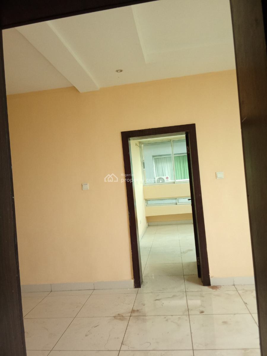 Luxury and Excellent 3 Bedrooms Apartments Video Available, Monastery Road, Sangotedo, Ajah, Lagos, House for Rent