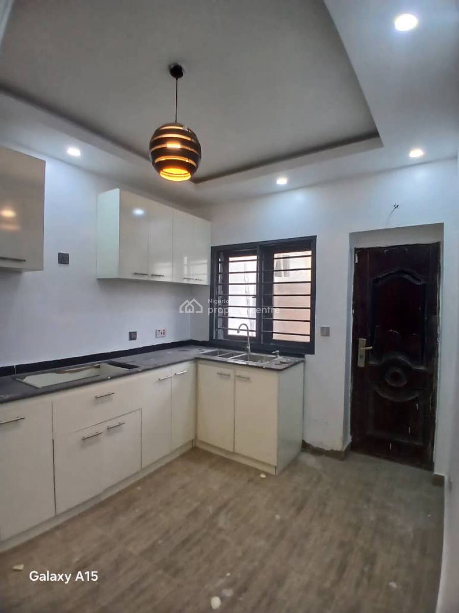 Tastefully Built 3 Bedrooms Terrace Duplex with Bq, Jahi, Abuja, Terraced Duplex for Rent
