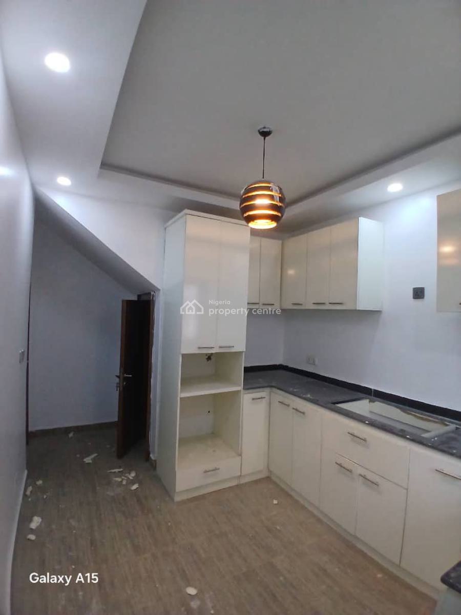 Tastefully Built 3 Bedrooms Terrace Duplex with Bq, Jahi, Abuja, Terraced Duplex for Rent