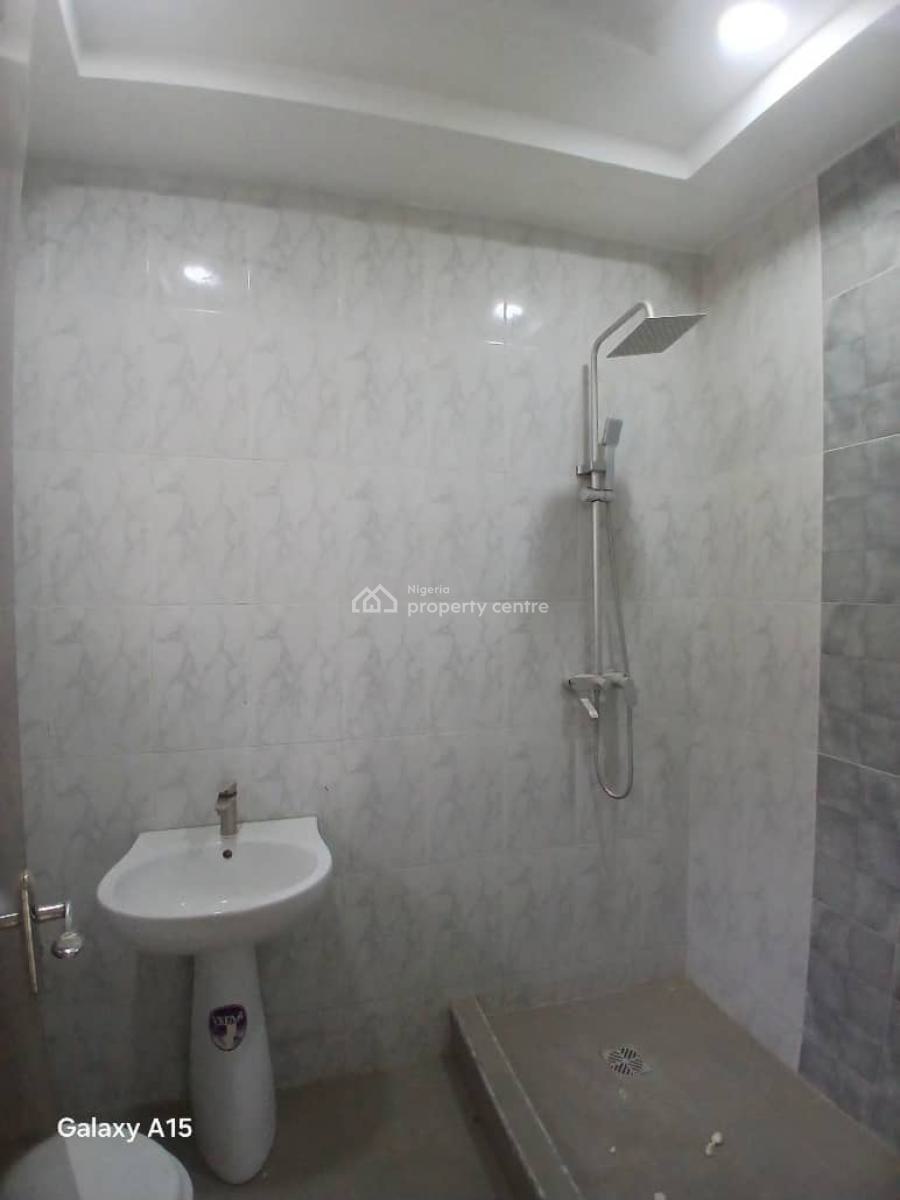 Tastefully Built 3 Bedrooms Terrace Duplex with Bq, Jahi, Abuja, Terraced Duplex for Rent