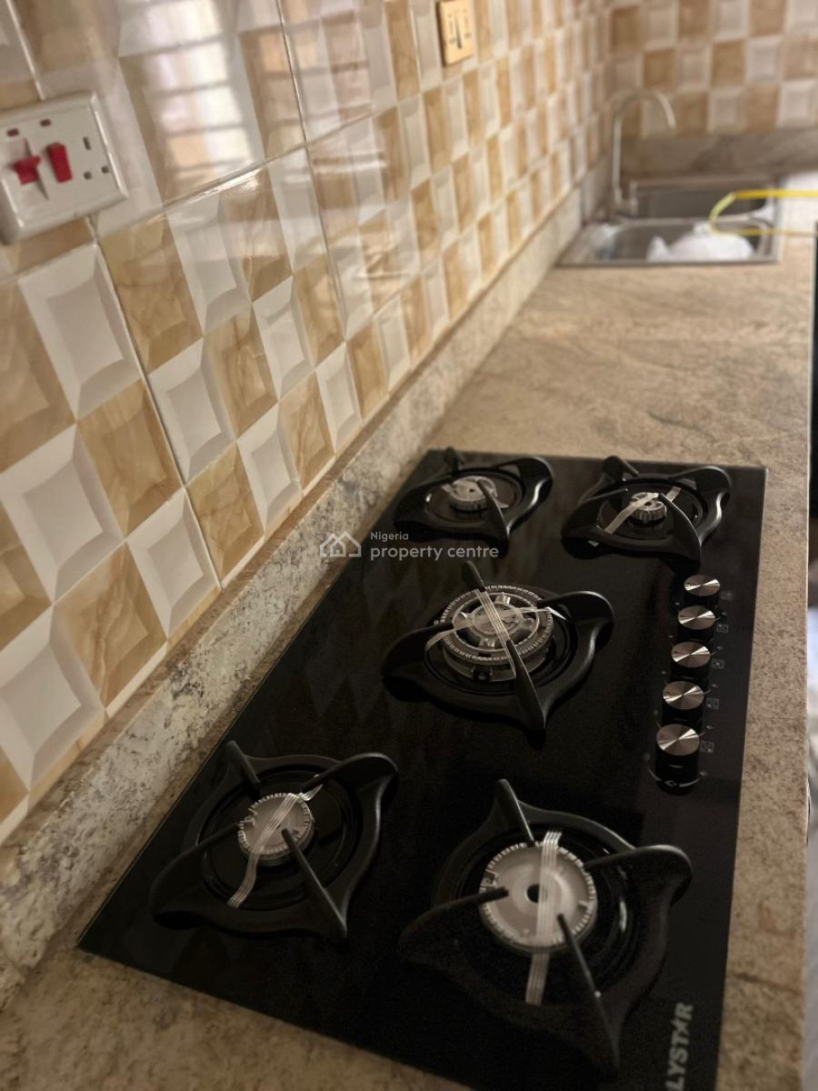 Top-notch Fully Finished All En-suite 2 Bedroom Apartment, 20 Minutes Drive to Murtala Muhammed International Airport, Alimosho, Lagos, Flat / Apartment for Sale