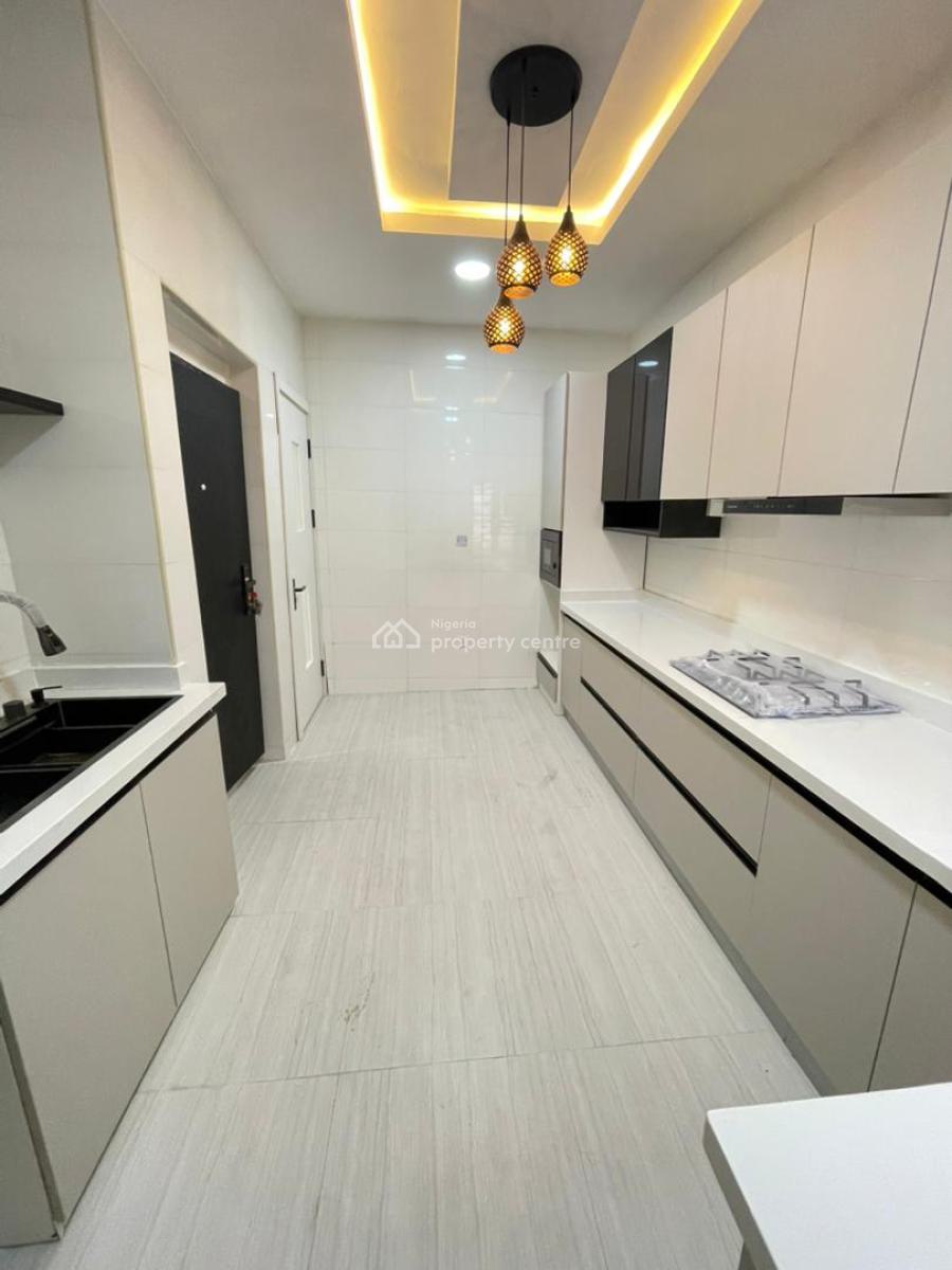 3-bedroom Penthouse and a 2-bedroom Apartment with Bq, Lekki Phase 1, Lekki, Lagos, Flat / Apartment for Sale