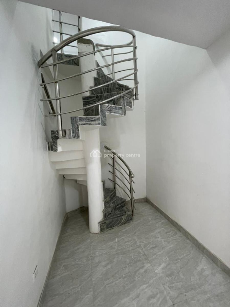 3-bedroom Penthouse and a 2-bedroom Apartment with Bq, Lekki Phase 1, Lekki, Lagos, Flat / Apartment for Sale