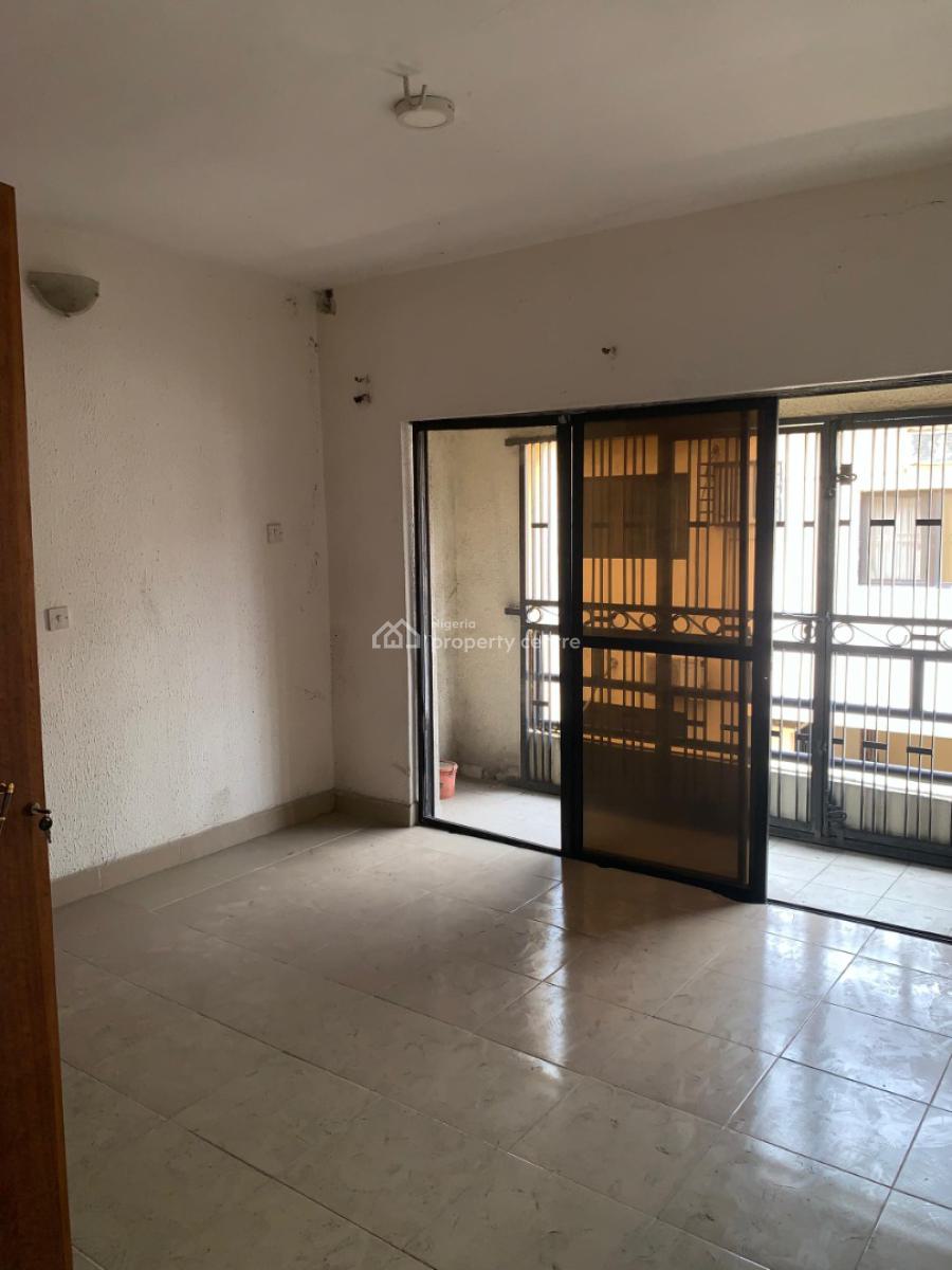 4 Bedroom Semi Detached Without Bq, Lekki Phase 1, Lekki, Lagos, Semi-detached Duplex for Rent