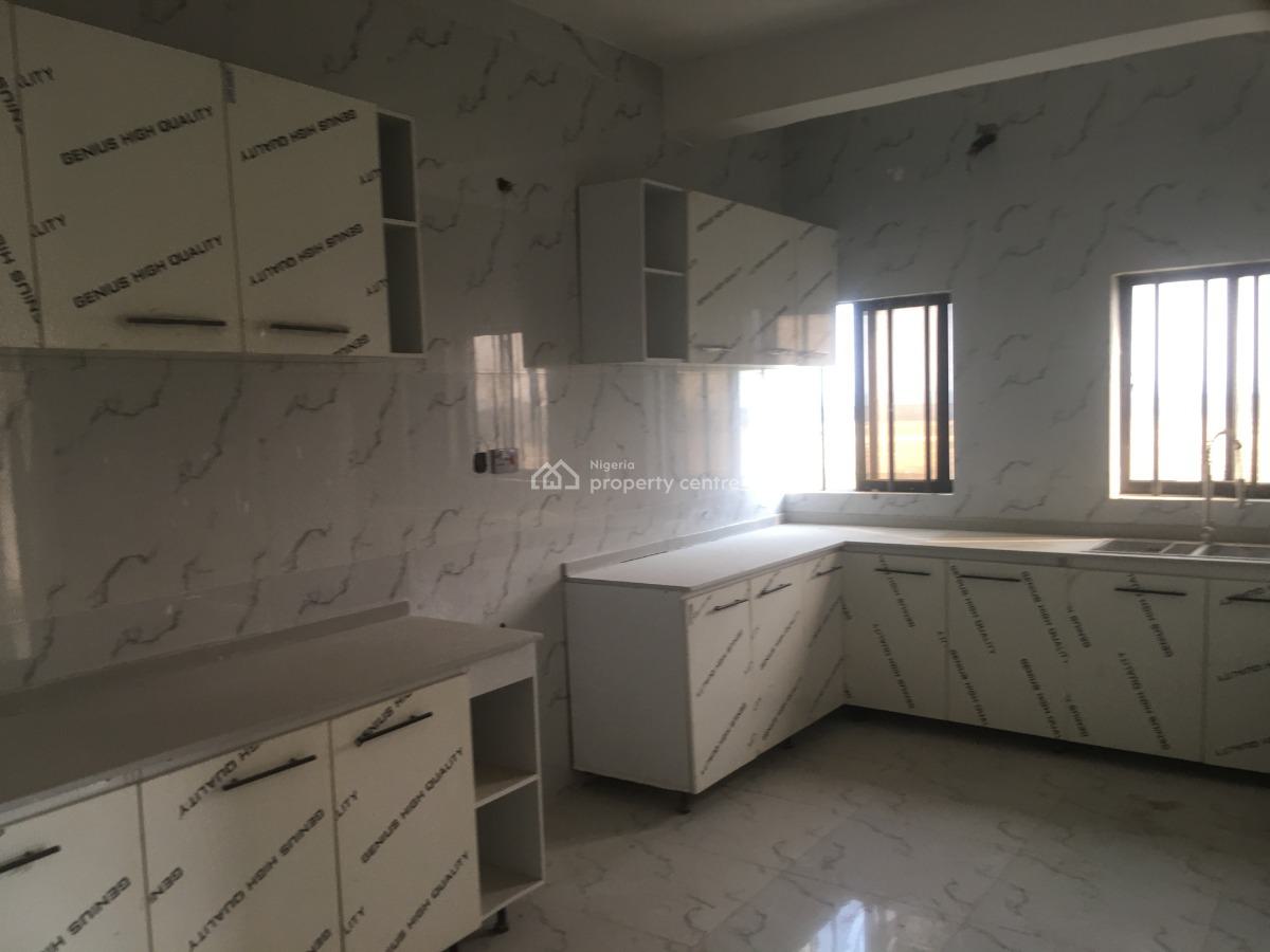 2 Bedroom Maisonette, Estate Off Coastal Highway, Ikate Elegushi, Lekki, Lagos, Flat / Apartment for Rent