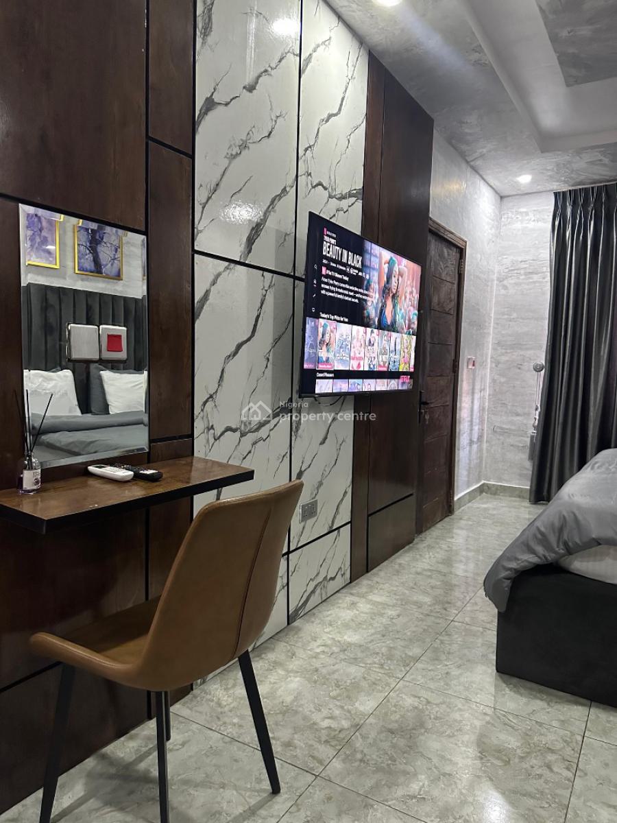 Spacious 1 Bedroom Apartment, Lekki, Ikate, Lekki, Lagos, Mini Flat (room and Parlour) Short Let