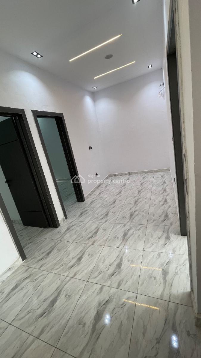 Specious 3 Bedroom Terrace Duplex, Ikota Gra, Lekki, Lagos, Terraced Duplex for Sale