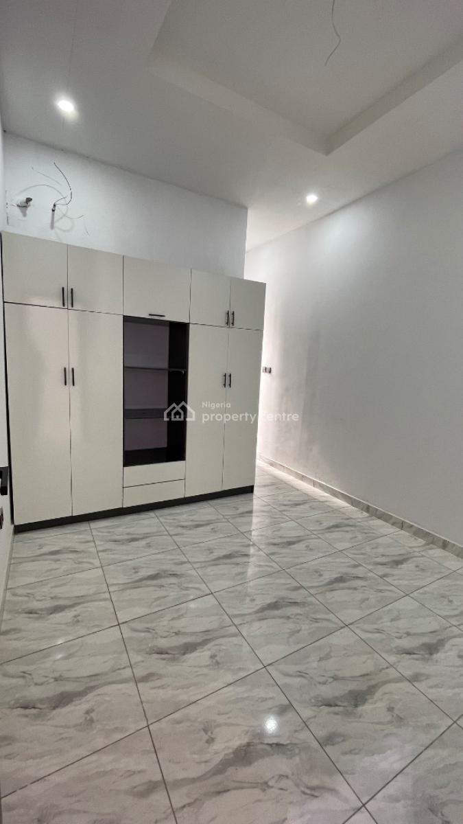 Specious 3 Bedroom Terrace Duplex, Ikota Gra, Lekki, Lagos, Terraced Duplex for Sale