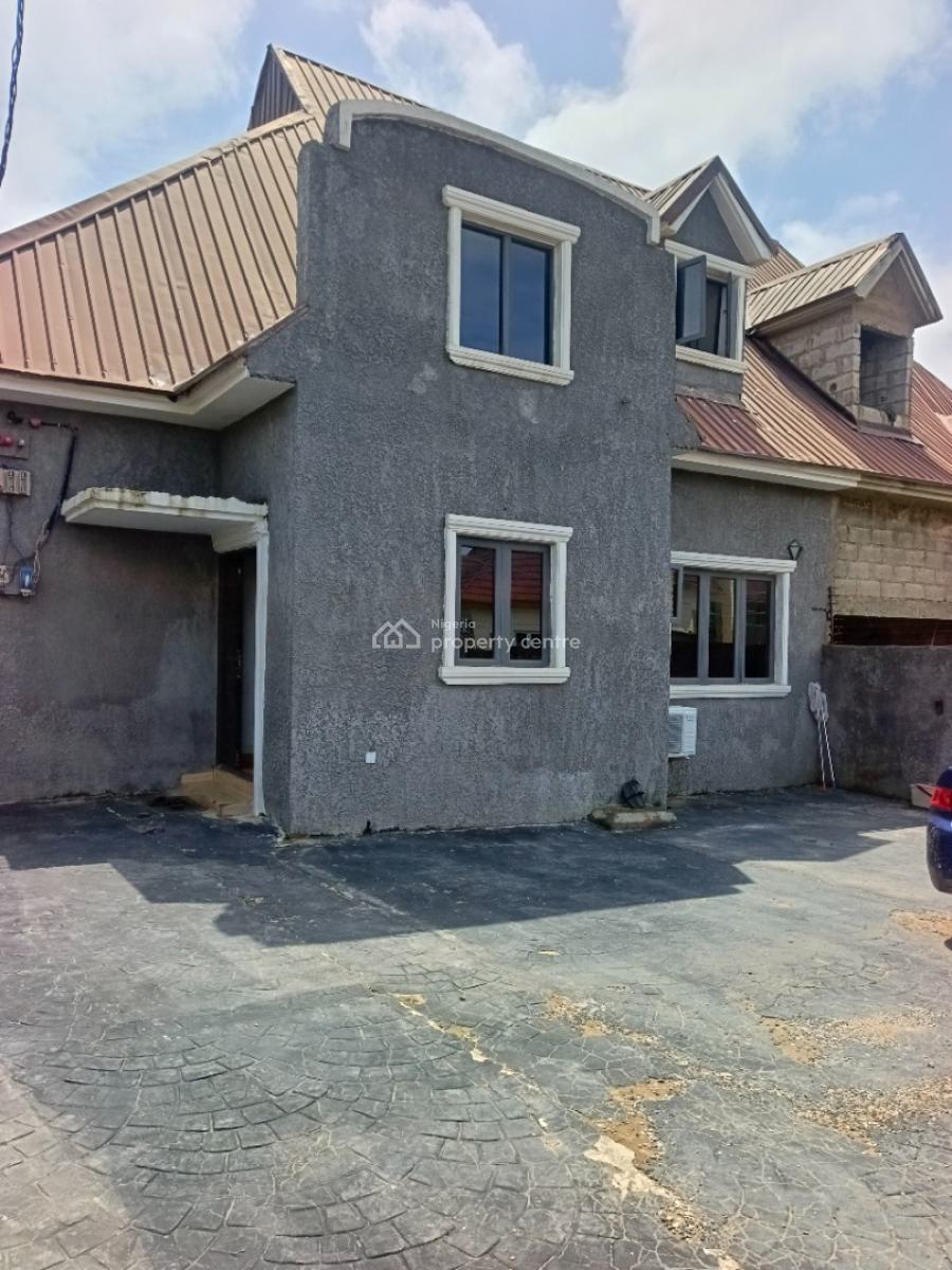 Luxury 3 Bedroom Semi-detatch Penthouse Duplex in Galadimawa District, Starwood Estate Galadimawa District Abuja Nigeria., Galadimawa, Abuja, Semi-detached Duplex for Sale