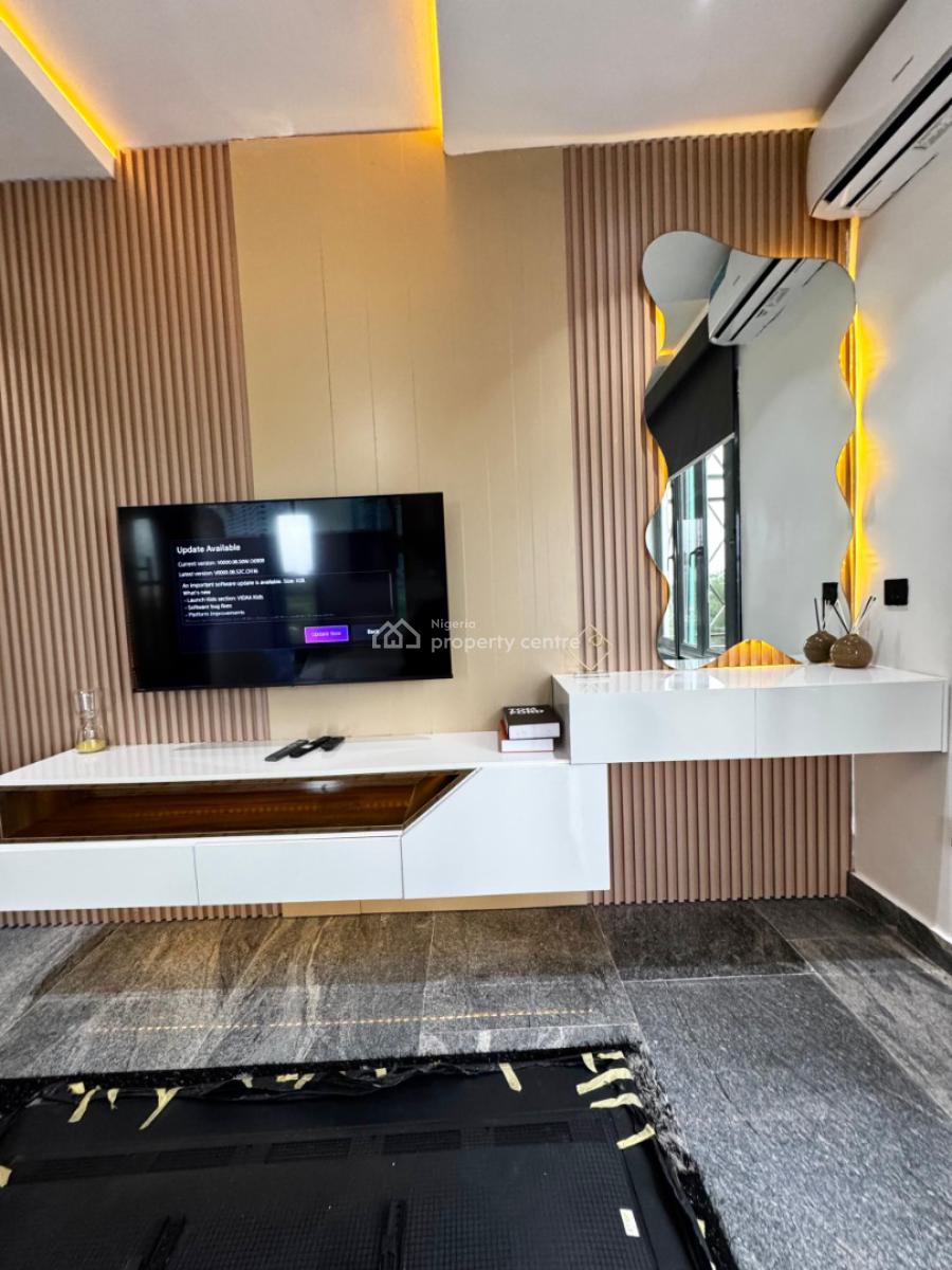 Luxury 1bedroom with Private Rooftop Pool, Private Lounge & Elevator, Off Admiralty Way, Lekki Phase 1, Lekki, Lagos, Flat / Apartment Short Let