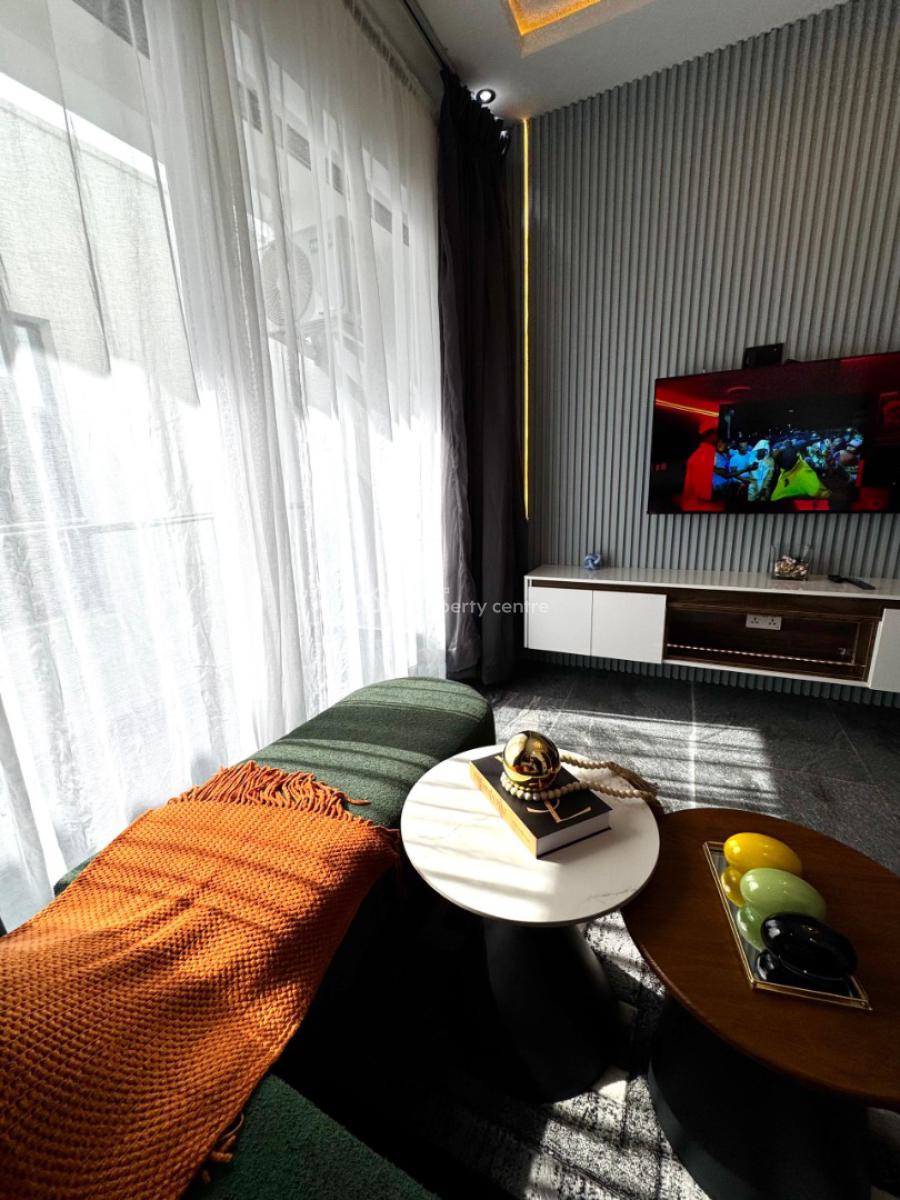Luxury 1bedroom with Private Rooftop Pool, Private Lounge & Elevator, Off Admiralty Way, Lekki Phase 1, Lekki, Lagos, Flat / Apartment Short Let