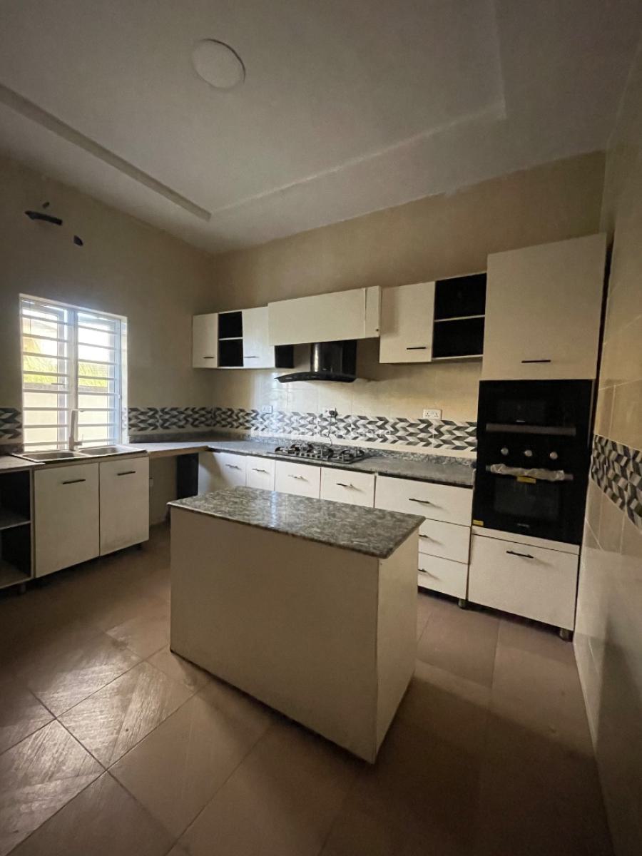 a Spacious Room Downstairs in a Shared Apartment, Mobil Road Ilaje Ajah, Lekki, Lagos, Self Contain (single Rooms) for Rent