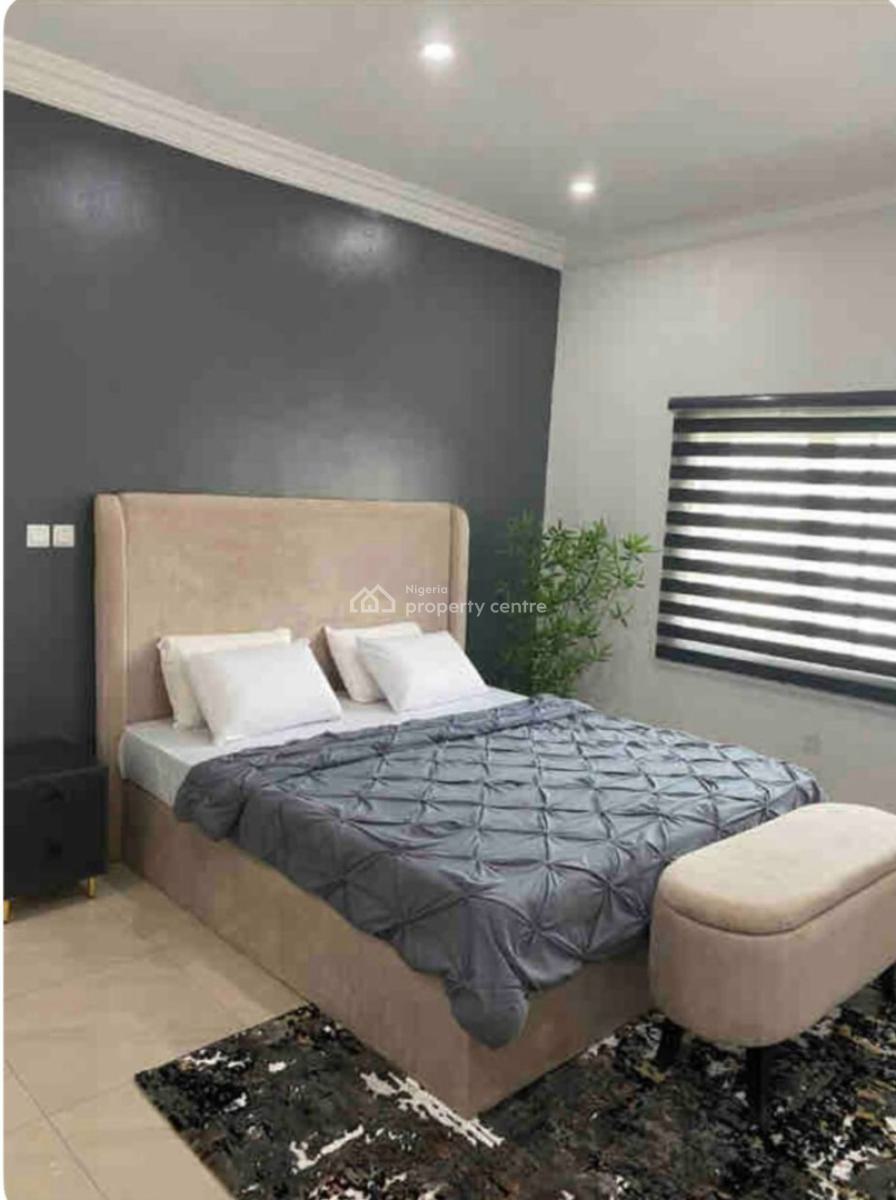 Fully Serviced 3 Bedroom Flat, Lekki Phase 1, Lekki, Lagos, Flat / Apartment for Rent