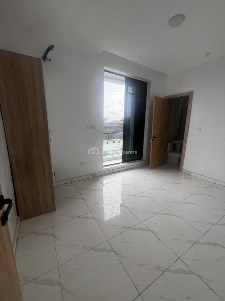 2 Bedroom Apartment, Ilasan, Lekki, Lagos, Flat / Apartment for Rent